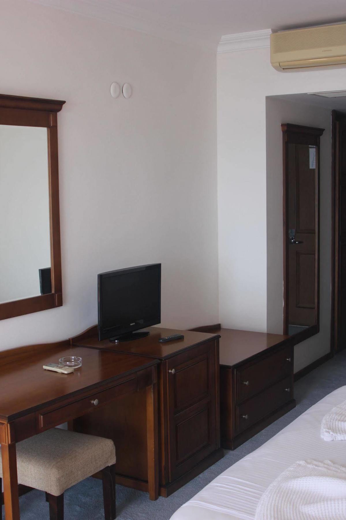 Coastlight Hotel Kusadasi Exterior photo
